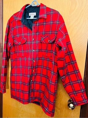 Trails End Red Plaid Button-Up Shirt Jacket - Quilted Lining